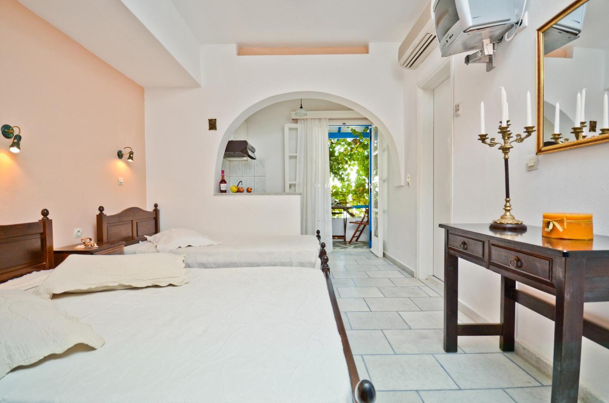 Sea View Apartments & Studios Agia Anna  Rum bild